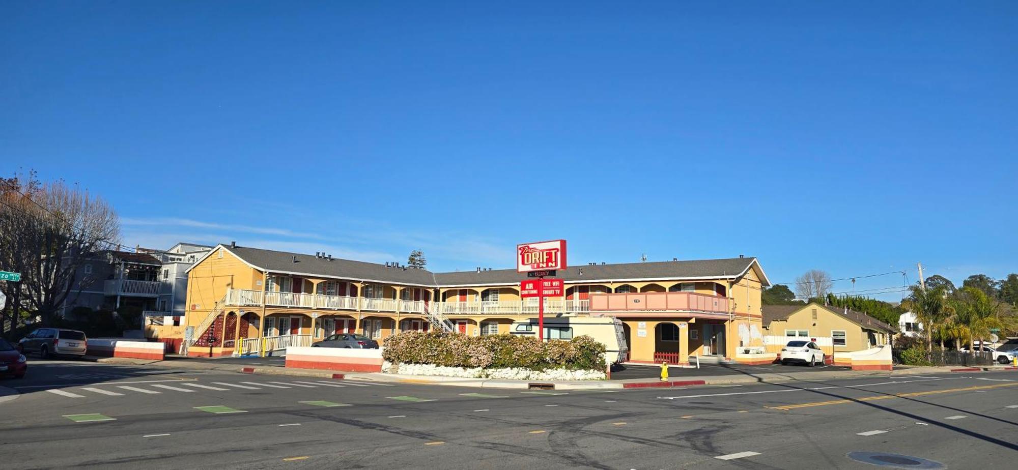 Drift Inn, Llc 2*